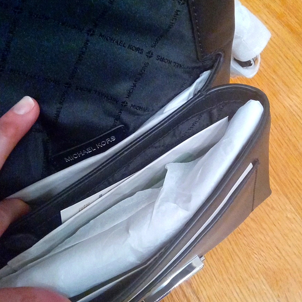 NEW!🌟HP🌟MICHAEL KORS Cece Medium Flap Shoulder Satchel Crossbody - Picture 9 of 12